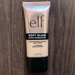 NWT e.l.f Soft Glam Satin Foundation - light warm